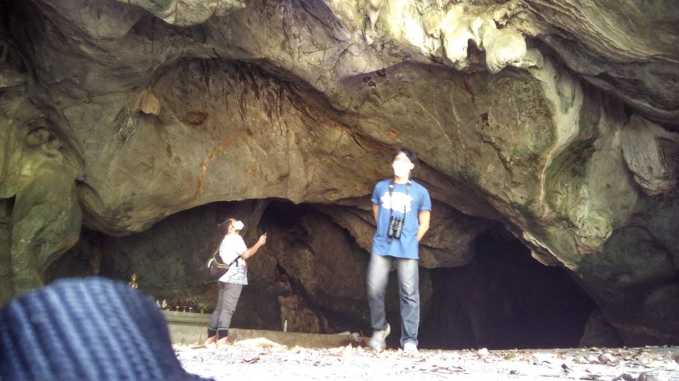 Bat Cave (Pasak Ngam)