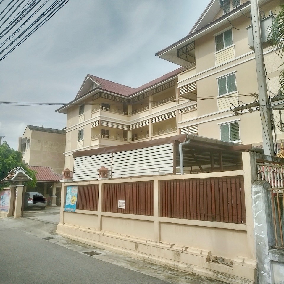 Chawakorn Apartment